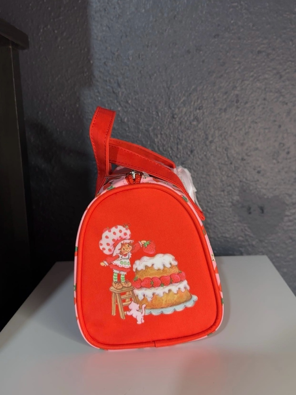 Strawberry Shortcake Pink Duffle Hand Cream Set - Picture 2 of 2